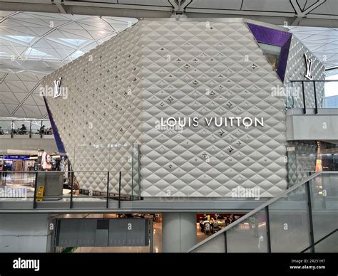 lv hong kong airport|lv taikoo place.